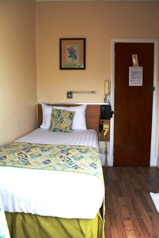 Falcon Hotel Londres Habitación foto